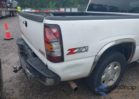 2006 GMC Sierra 1500 Slt z USA, uszkodzony, nr VIN 2GTEK13Z561267969